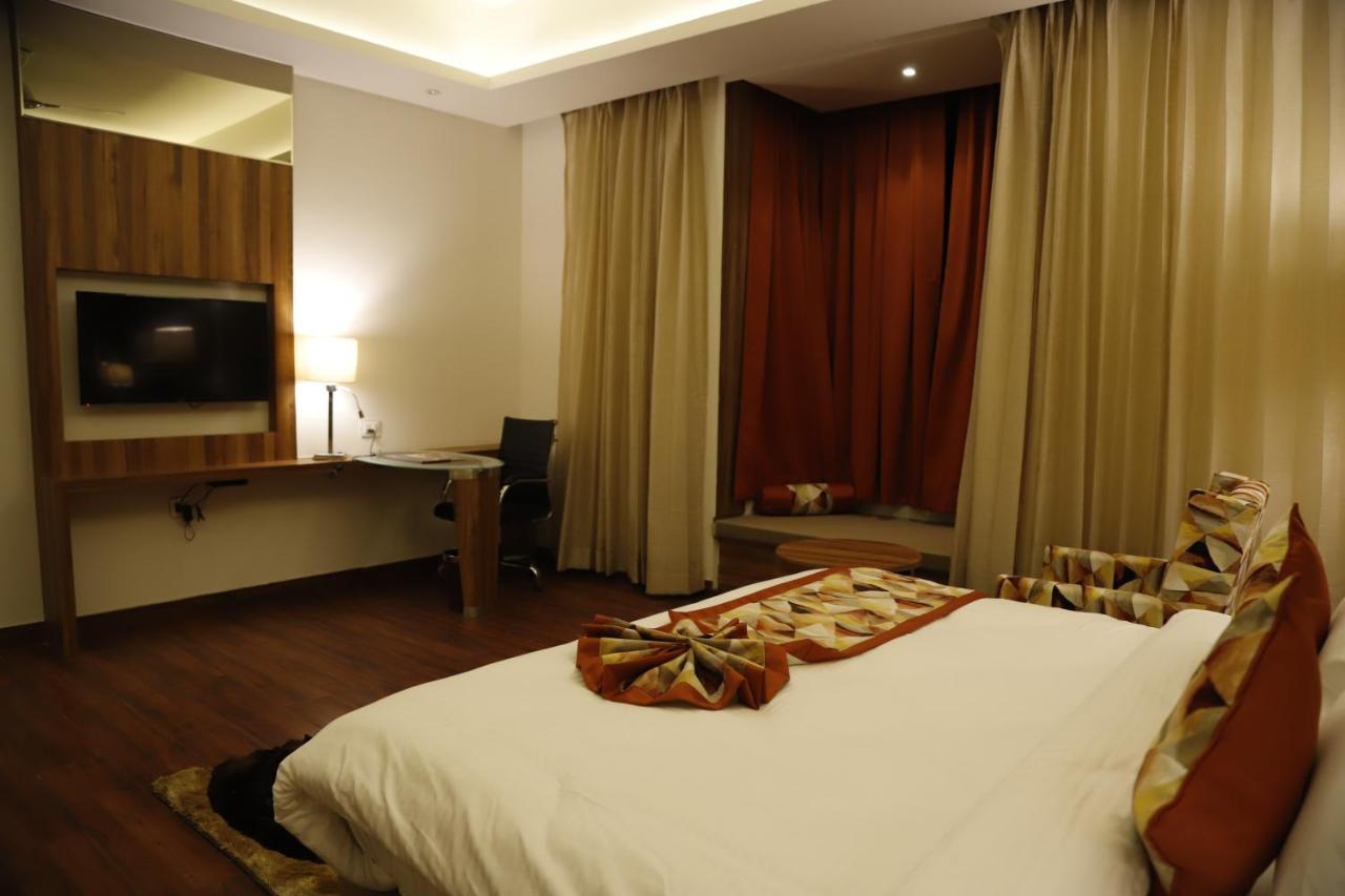 Lotus Ananta Elite Kota Hotel Kota  Exterior foto
